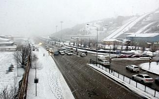 Erzurum’da kar kalınlığı 20 santimetreye ulaştı