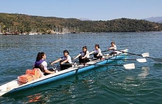 Fethiye’de Akdeniz Kupası Kürek Yarışları heyecanı