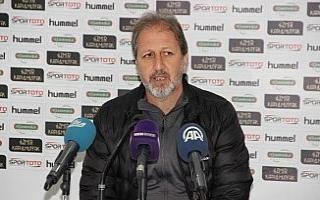 G.Manisaspor’da Teknik Direktör Taşkın istifasını...