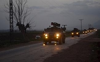 Hatay’a giriş yapan komandolar sınır birliklerine...