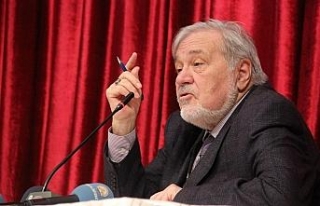 İlber Ortaylı’dan ’Mehmed-Bir Cihan Fatihi’...