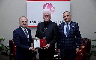 İşadamından TSK Güçlendirme Vakfı’na 1 milyon...