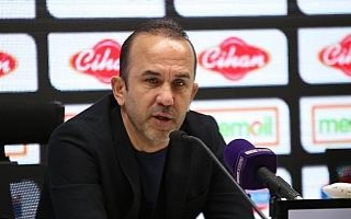 Konyaspor Mehmet ÖZdiler’le yolları ayırdı