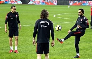 Selçuk İnan kadrodan çıkartıldı