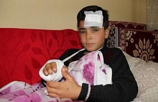 Servisten düşen öğrenci ölümden döndü