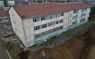 "Şişli Endüstri Meslek Lisesinde eğitim durduruldu"