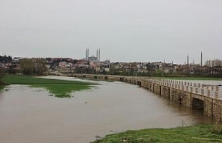 Tunca Nehri ’kırmızı alarm’ seviyesine yükseldi