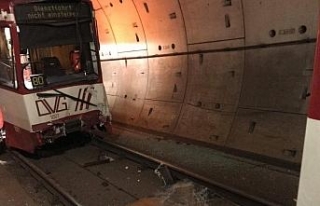 Almanya’da metro kazası: 35 yaralı