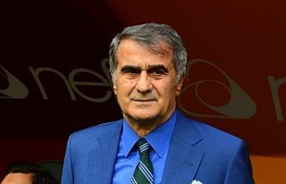 “Birçok değerin anlamını yitirdiğini düşünüyorum”