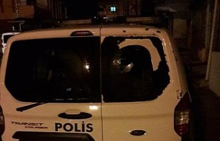 Cinnet getiren kişi polislere ateş açtı