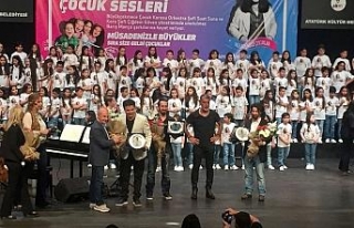 Çocuklar ’Barış Abi’lerinin şarkılarını...