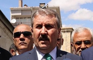 Destici milletvekili adayı olacağını açıkladı