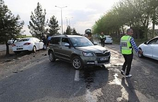 Diyarbakır’da zincirleme trafik kazası: 1’i...