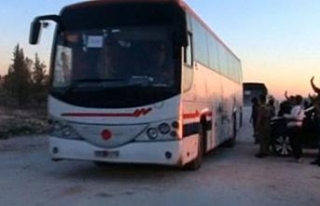 Doğu Guta’dan El Bab’a zorunlu göç sürüyor