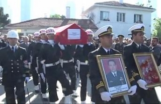 Emekli Oramiral Özden Örnek son yolculuğuna uğurlandı