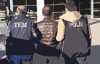 Eylem hazırlığındaki 3 şüpheli polis yelekleriyle...