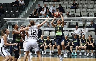 Fenerbahçe yarı finalde