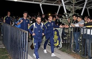 Fenerbahçe’ye Sivas’ta coşkulu karşılama