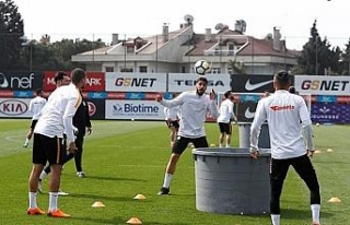 Galatasaray Gençlerbirliği hazırlıklarını sürdürdü