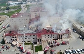 Hastanedeki yangının çıkış sebebi klimalar