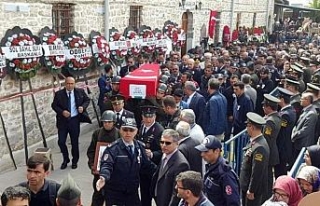 Konya şehidini dualarla son yolculuğuna uğurladı