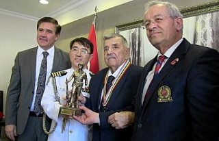 Kore gazisine 68 yıl sonra madalya