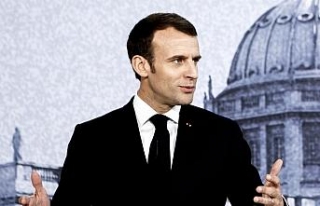 Macron: Savaş sonrası yeni Suriye’yi...