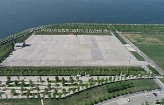 Maltepe miting alanındaki 1 Mayıs çalışmaları...