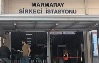 Marmaray Sirkeci İstasyonunda bir kişi raylara düştü