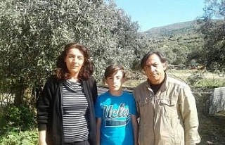 Öğretmenin erkek öğrenciye toka taktığı iddiası