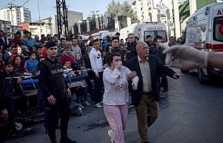 Yangın sonrası hasta tahliyeleri devam ediyor