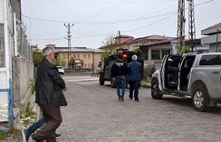 4 kişiye terörden tutuklama