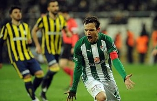 Batalla Bursaspor’dan ayrılıyor