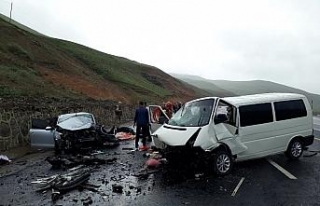 Erzurum’da katliam gibi kaza: 5 ölü, 10 yaralı