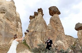 Gelin-damat fotoğrafları için Kapadokya’ya akın...