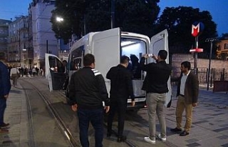 Taksim’de dilenci ve hanutçu operasyonu