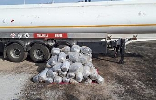 Tankerden 400 kilo esrar çıktı