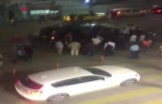 UBER sürücü ve yolcularına saldırı kamerada