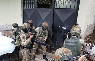 Zehir tacirlerine operasyon: 59 gözaltı