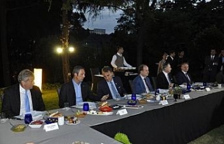 3 büyüklerin başkanları iftarda buluştu