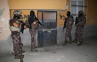 Adana’da terör operasyonu: 15 gözaltı