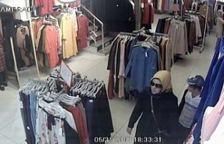 Altın dolu çantayı böyle çaldılar