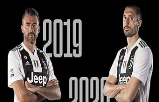 Barzagli ve Chiellini Juventus’ta devam ediyor