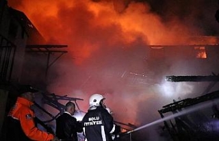 Bolu’da korkutan yangın
