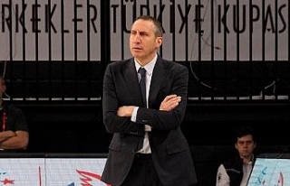 David Blatt ile yollar ayrıldı