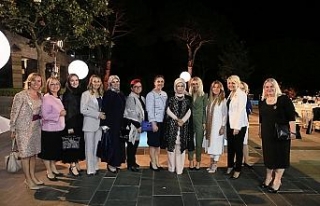 Emine Erdoğan’dan kadınlar onuruna iftar