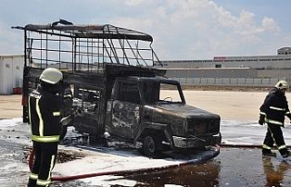 Fabrikada patlama...Ortalık savaş alanına döndü