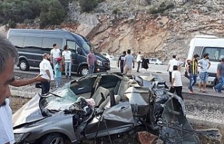Feci kaza: 2 ölü, 2 yaralı