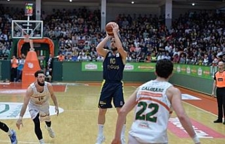 Fenerbahçe Doğuş finalde