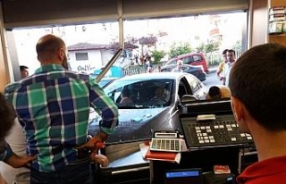 Fren yerine gaza basınca...